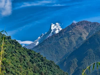 Trekking trail to the Annapurna base camp